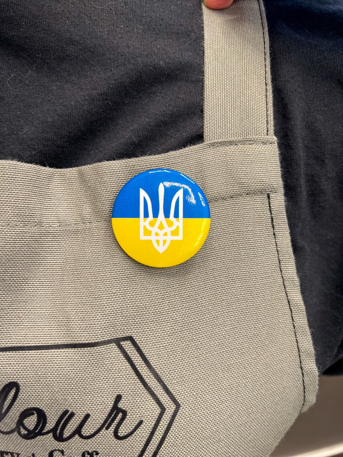 Ukraine Flag Round Button Pin
