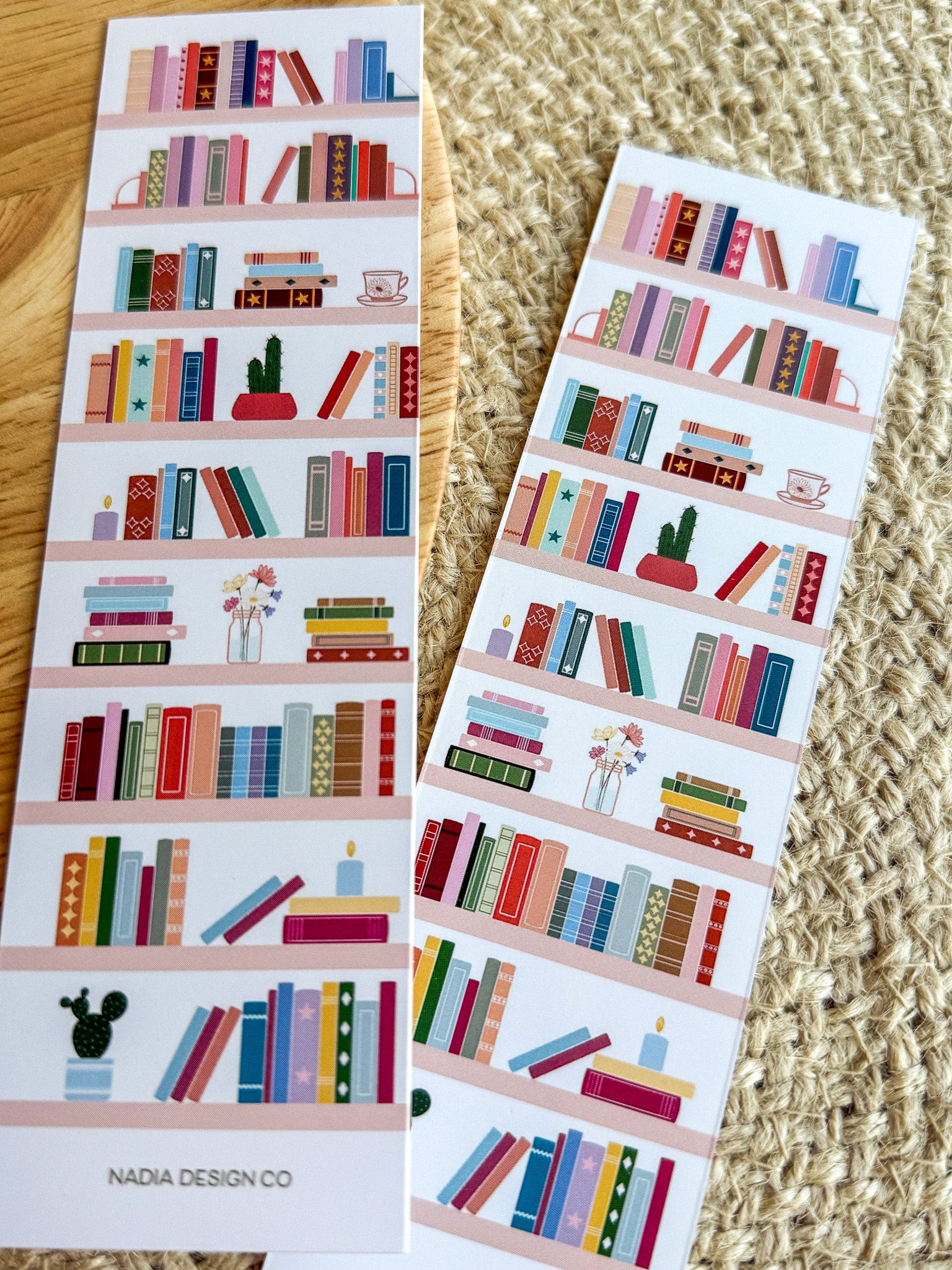 Bookshelf Bookmark