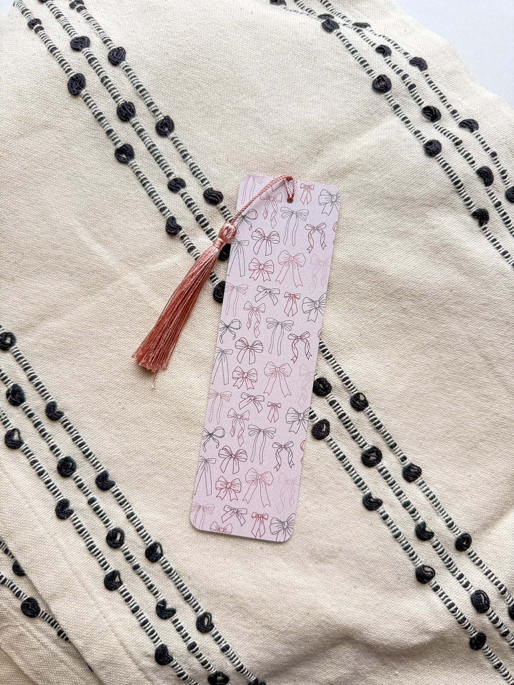 Bow Bookmark