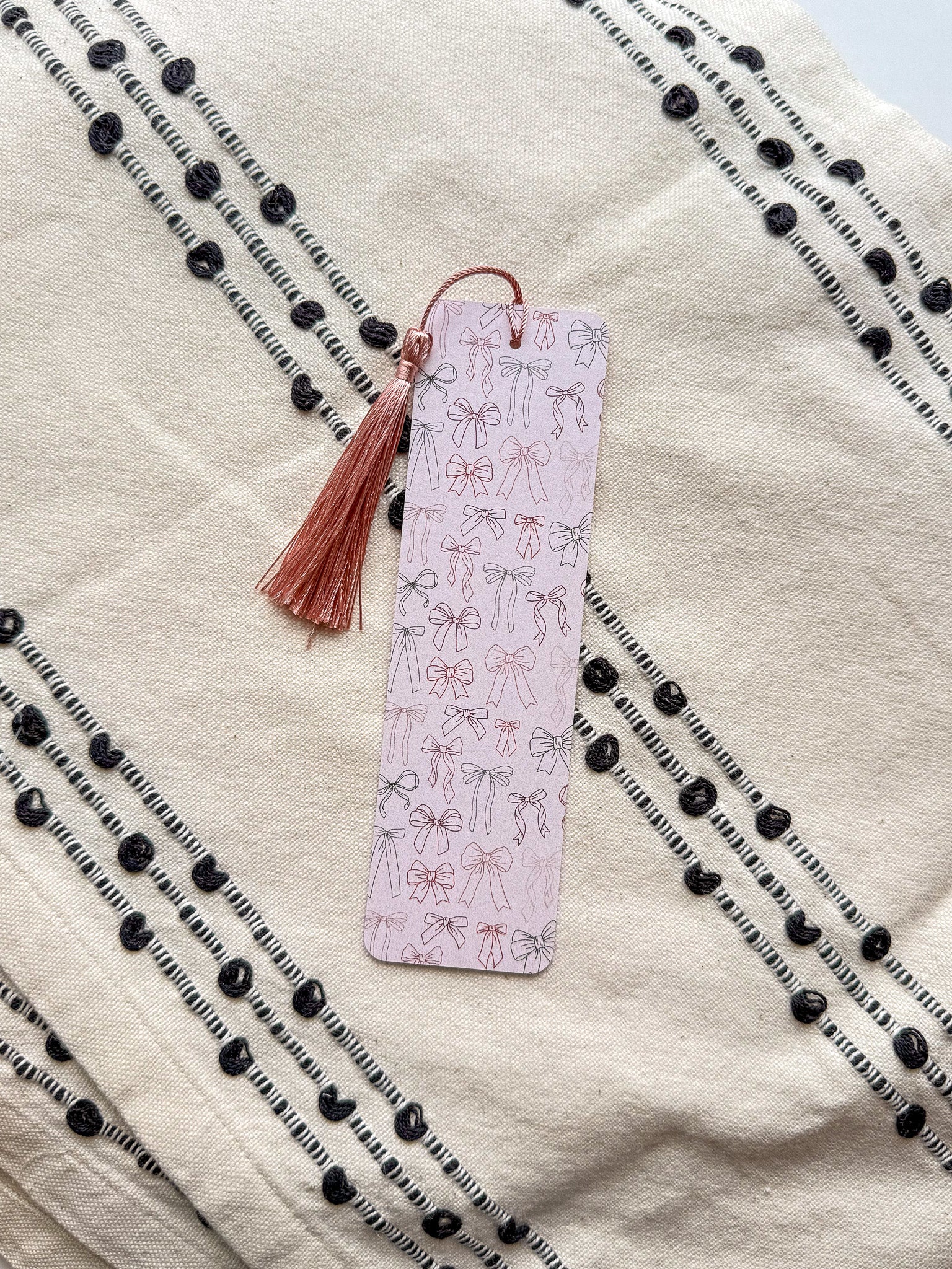 Bow Bookmark